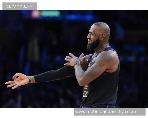 詹姆斯为保持比赛状态选择午睡NBA球员比赛日禁止训练