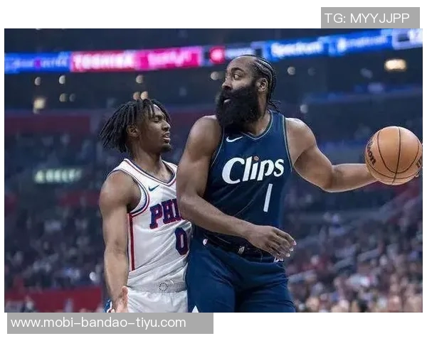 马克西盛赞哈登对篮球的热爱与执着令人敬佩