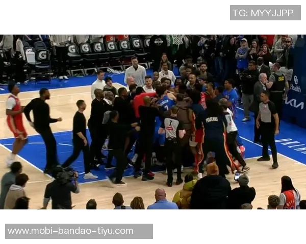 鹈鹕雷霆赛后冲突升级多特费尔斯掐架场面失控引发关注 鹈鹕雷霆赛后冲突升级多特费尔斯掐架场面失控引发关注