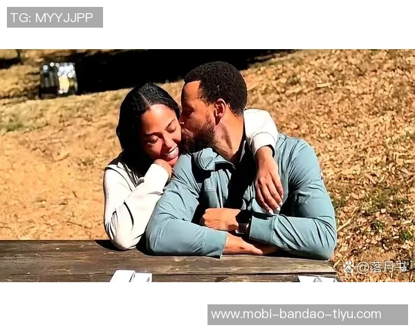 夸梅呼吁夫妻间应保持私密婚姻神圣阿耶莎言行越界引发争议 夸梅呼吁夫妻间应保持私密婚姻神圣阿耶莎言行越界引发争议